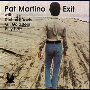 少妇自慰，自己插
